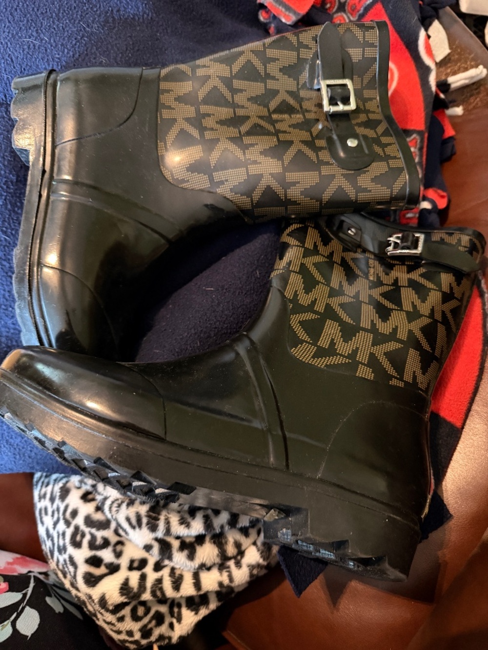 Michael kors rain boots